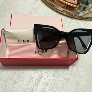 Authentic Fendi Sunglasses Oversized Butterfly Sunglasses